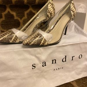 SANDRO snake and clear pumps